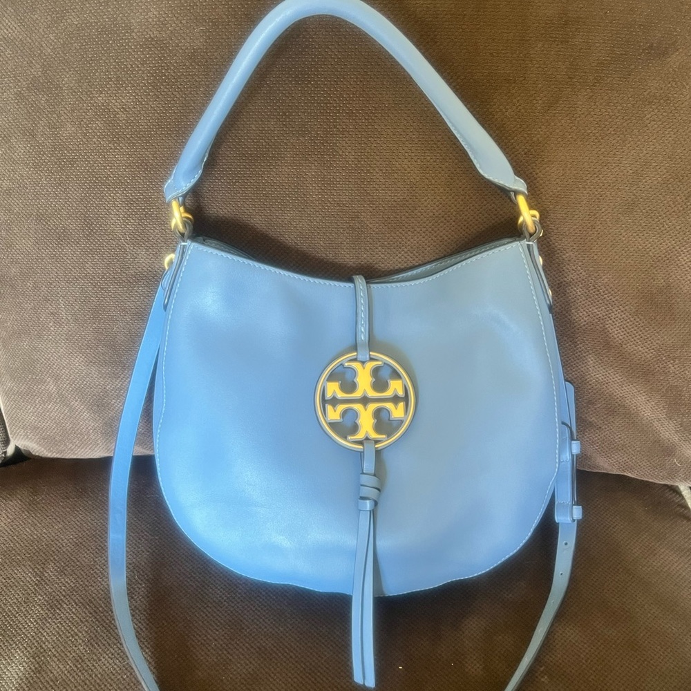 Brand new, never carried blue Tory Burch bag